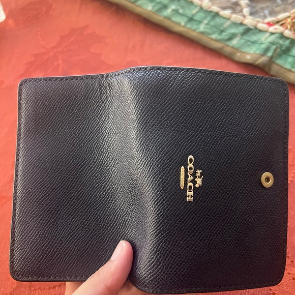 Coach medium corner zip wallet - Picture 2 of 5